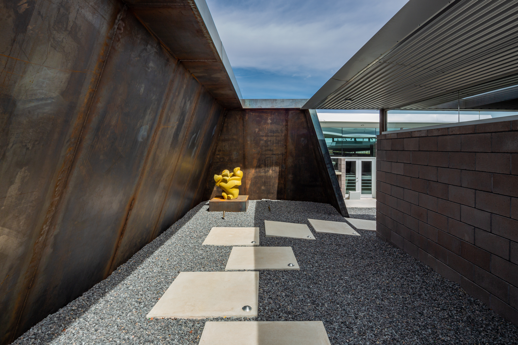 4_20190327-0507w1
