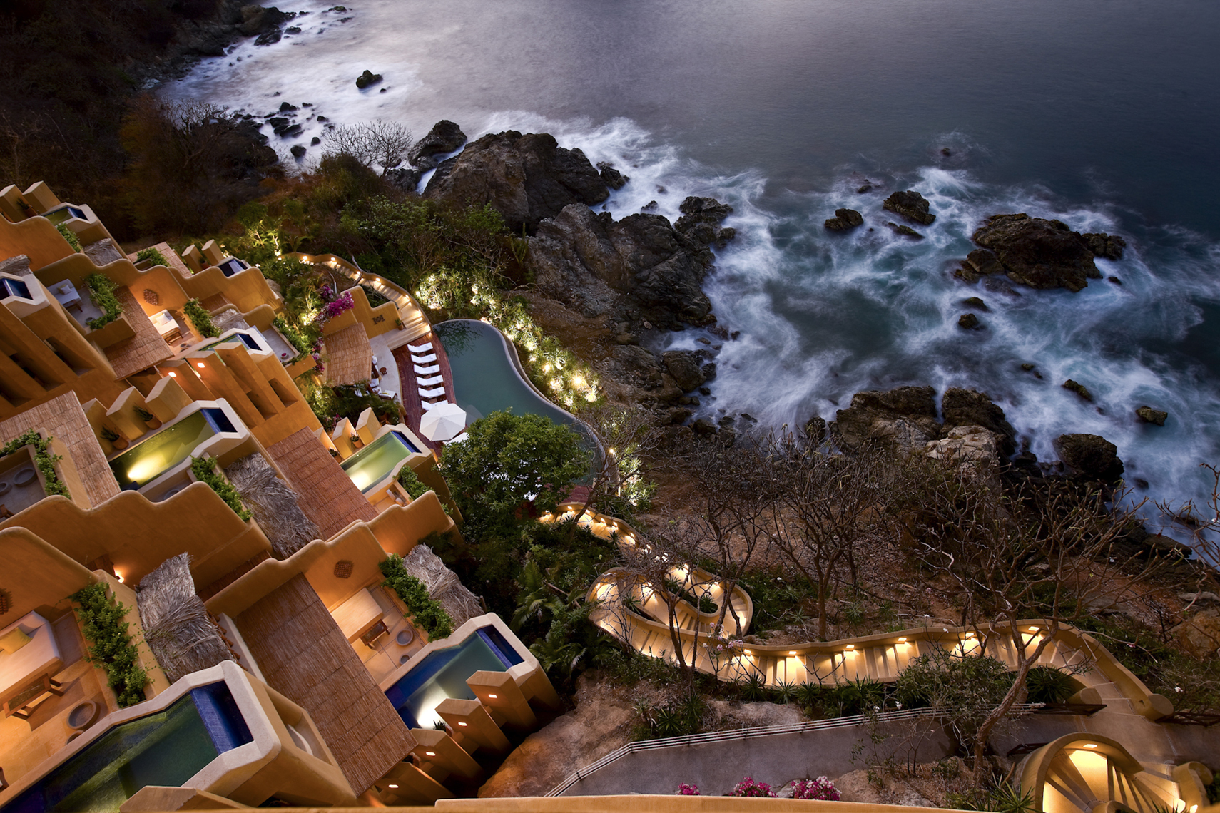 Reck_Ixtapa_Pools